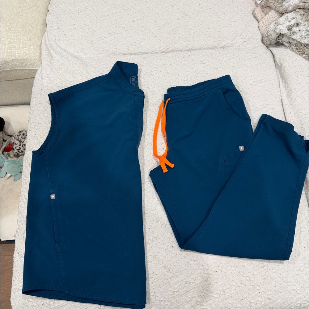 Figs Technical Collection Blue Top